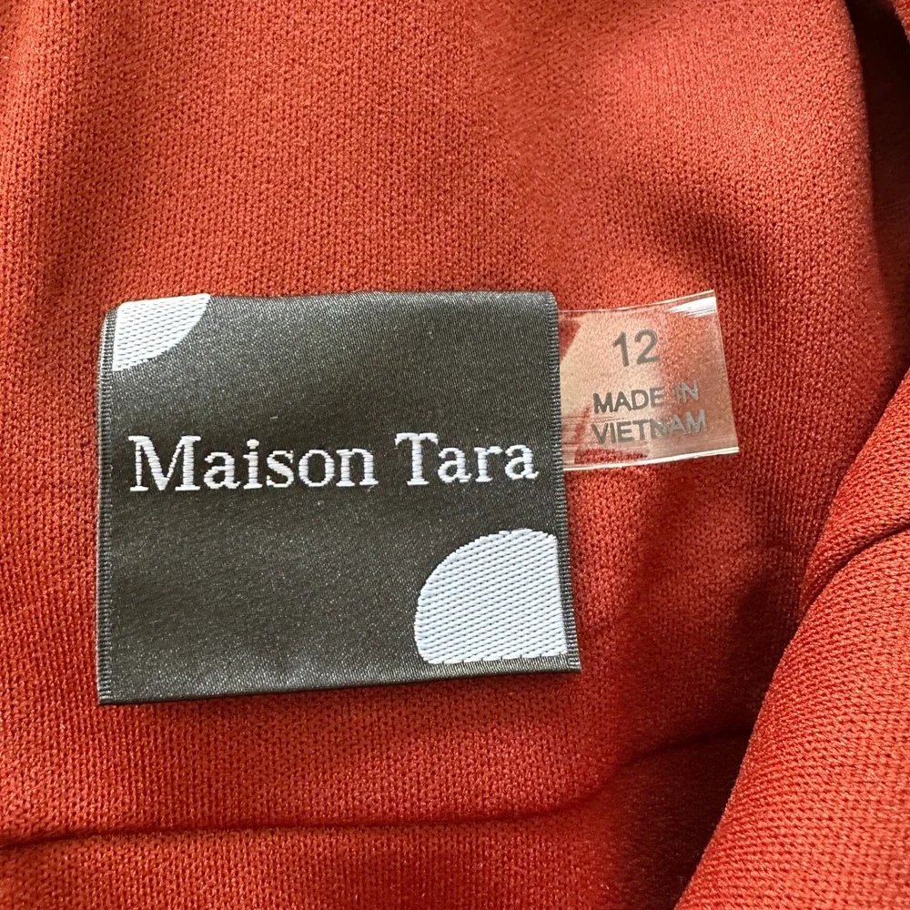 Maison Tara Women's 12 Pleated Velvet Midi Dress Cinnamon‎ Prom Formal NEW